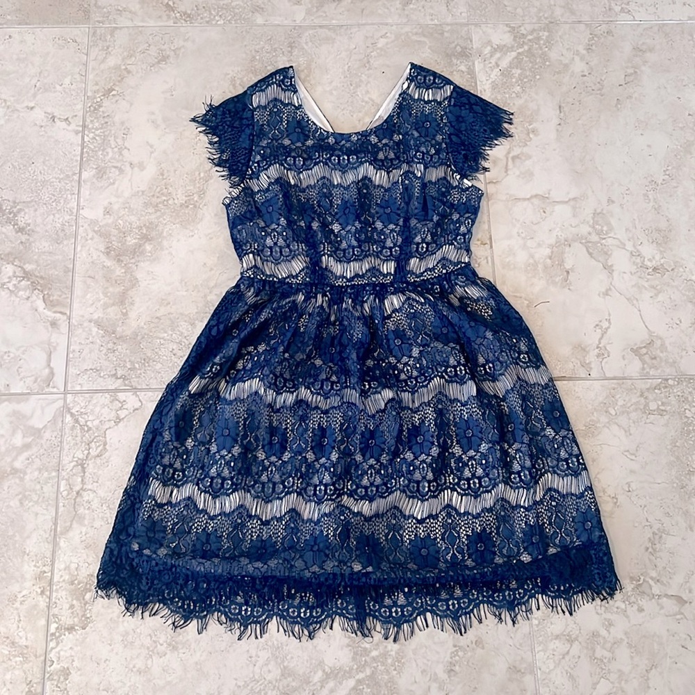 Free- Forever 21 lace dress